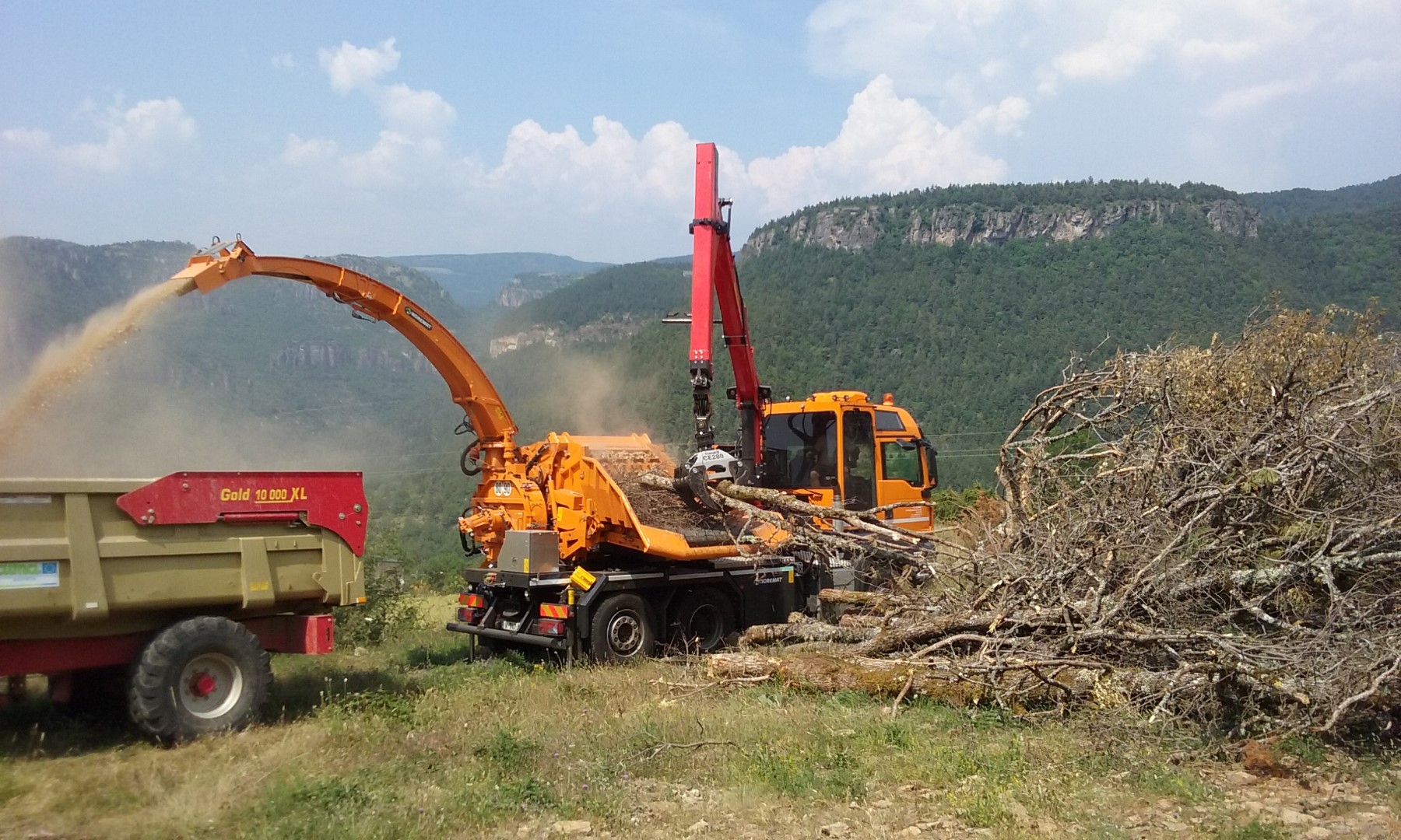 Déchiqueteuse sur camion Valormax Noremat Jenz 20